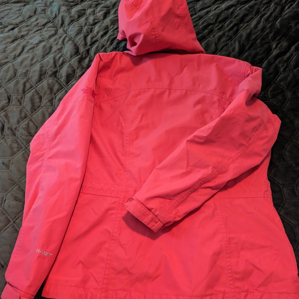 The North Face HyVent Women's Jacket - Picture 13 of 13